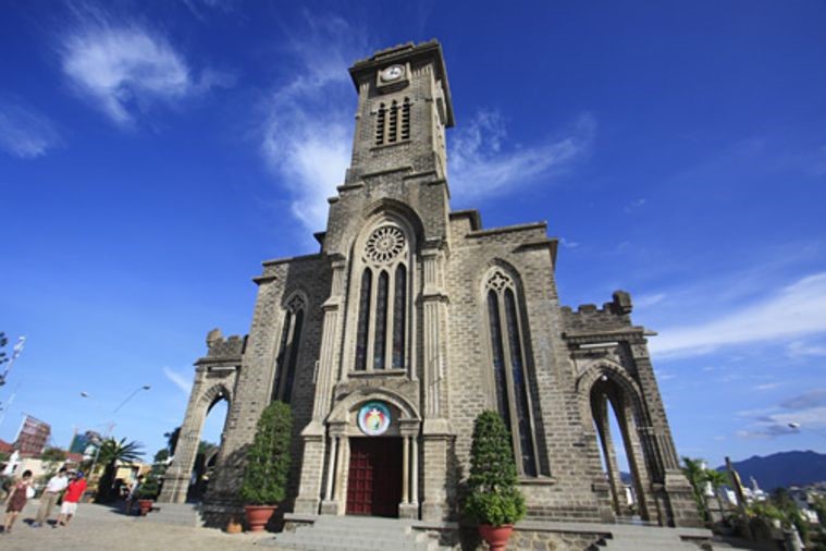 Nhà Thờ Đá - Nha Trang